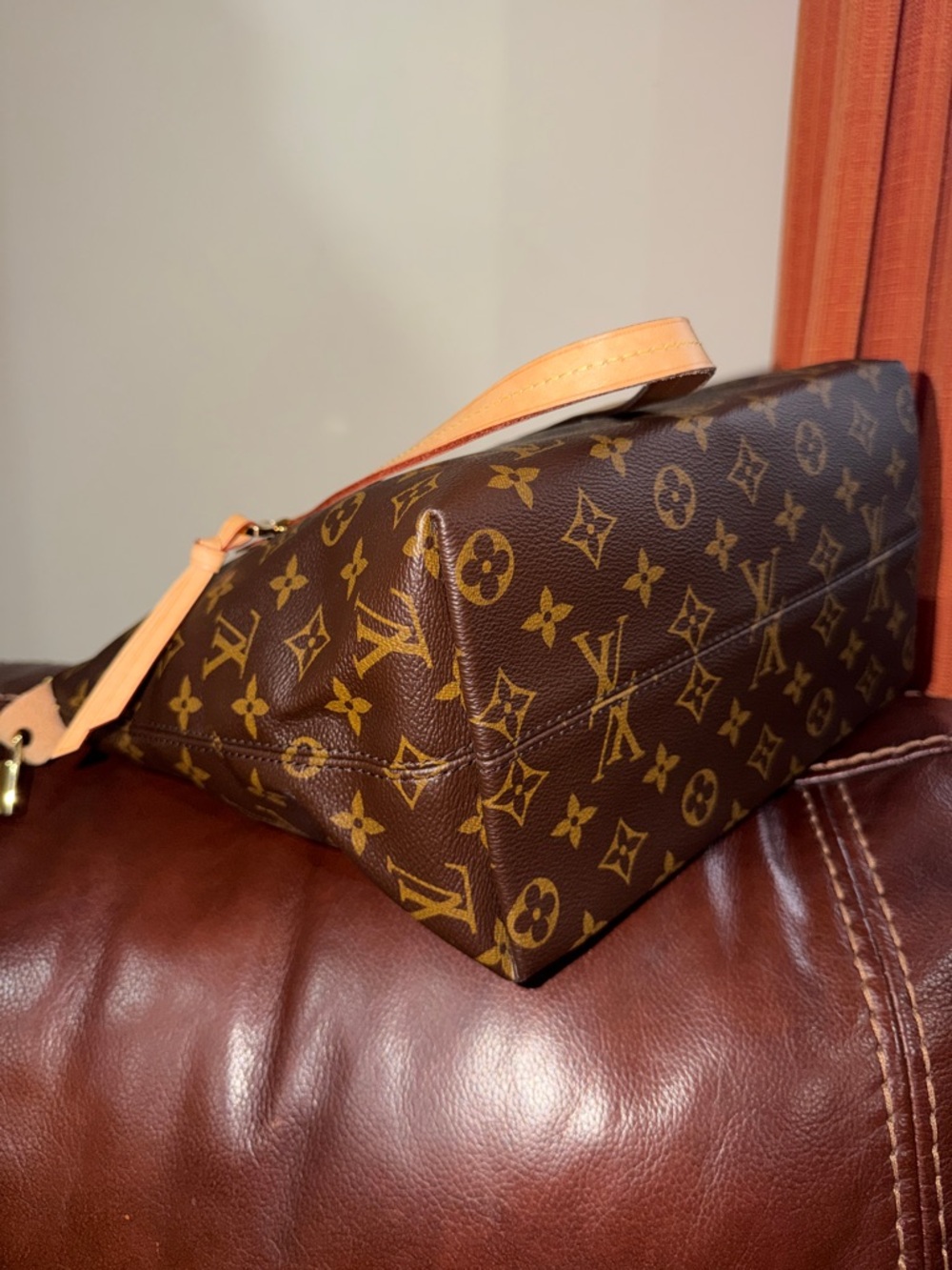 ‼️Authentic Louis Vuitton Lena PM Monogram Tote Shoulder Bag - Picture 8 of 15